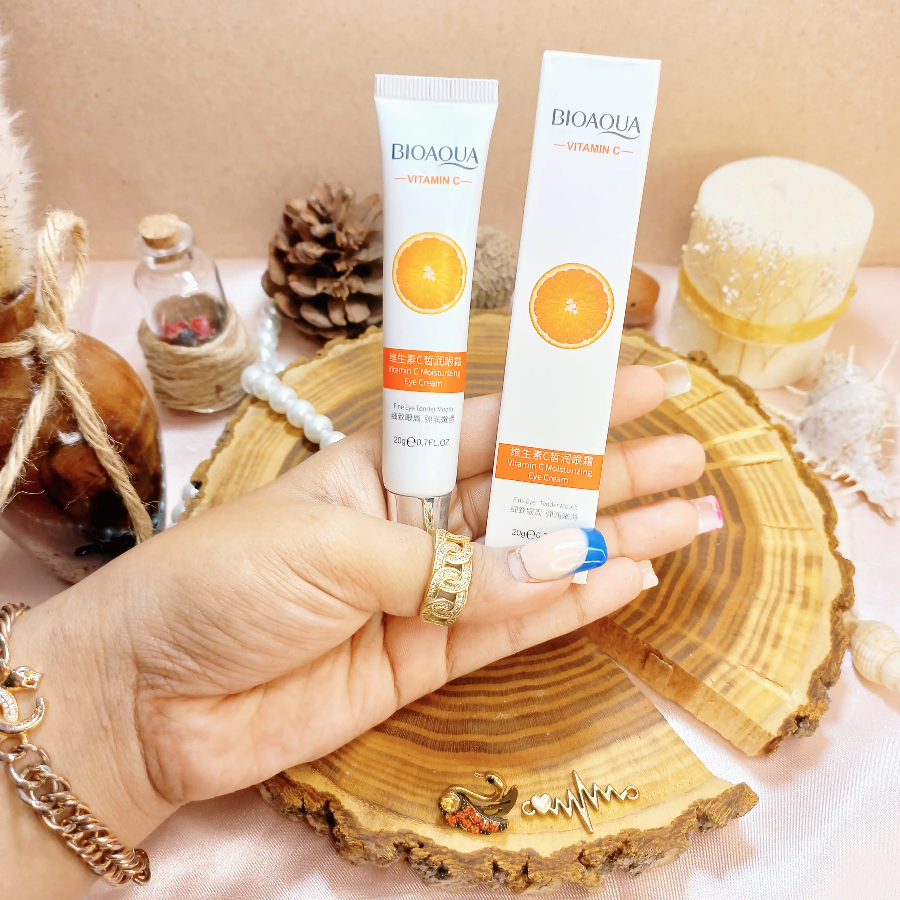 کرم دور چشم ویتامین سی بیواکوا حجم 20 گرمکرم دور چشم ویتامین سی بیواکوا حجم 20 گرم