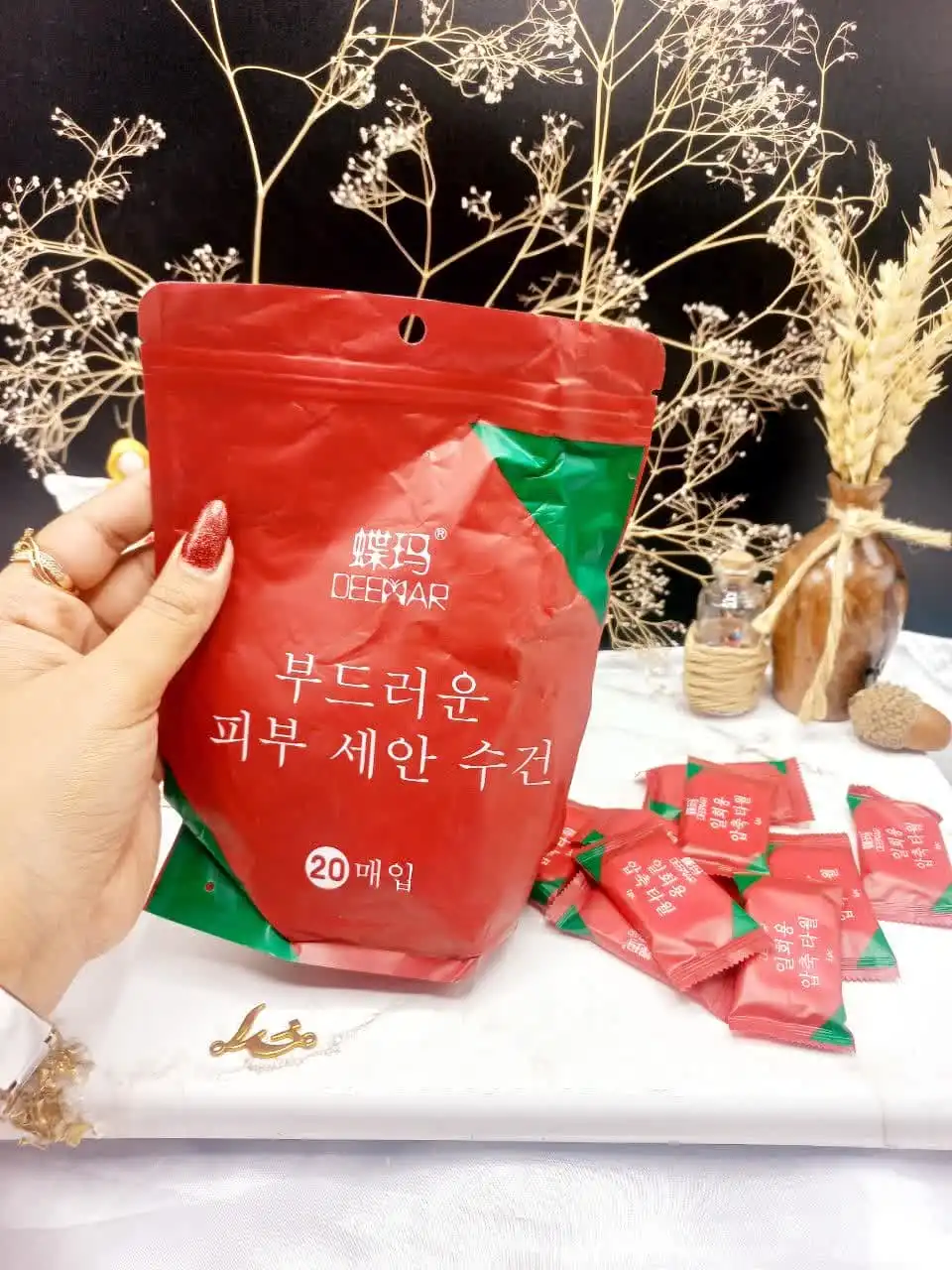 قرص دستمال و حوله جادویی رنگ قرمز فروش به صورت تک و پک کد 0378